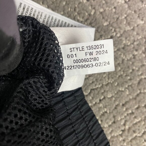 NWOT Under Armour UA Vital Woven Pants Mens XL Black Track Running Gym Ankle Zip - Picture 10 of 15